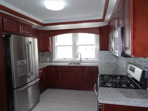 1437 Richard St, Schenectady, NY 12303 photo 12