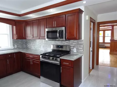 1437 Richard St, Schenectady, NY 12303 photo 13