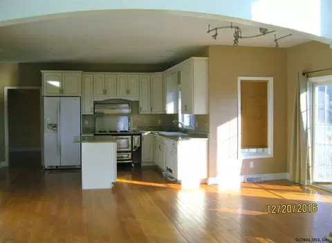 56 Pheasant Ln, Valatie, NY 12184 photo 4