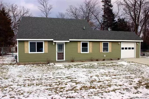 1130 Cushing Ln, Schenectady, NY 12303 photo 1