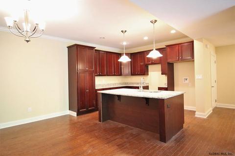 616 Lois Ln, Schenectady, NY 12304 photo 5