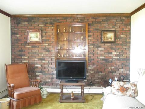 1013 Argo Blvd, Schenectady, NY 12303 photo 8