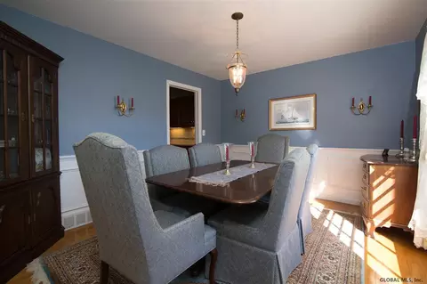 2 Brian Dr, Rexford, NY 12148 photo 8