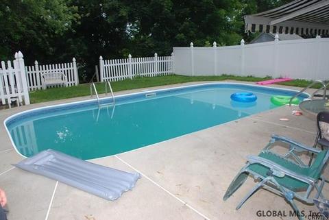 2409 Lenox Rd, Schenectady, NY 12308 photo 4