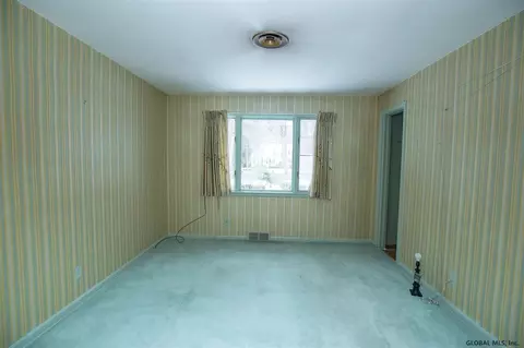 43 Douglas Rd, Delmar, NY 12054 photo 19