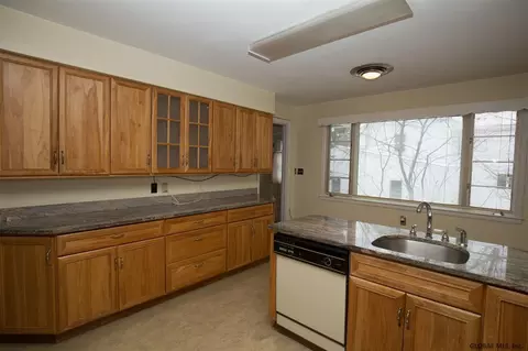 43 Douglas Rd, Delmar, NY 12054 photo 10