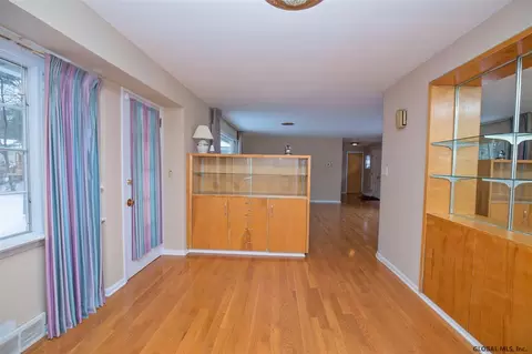 43 Douglas Rd, Delmar, NY 12054 photo 7