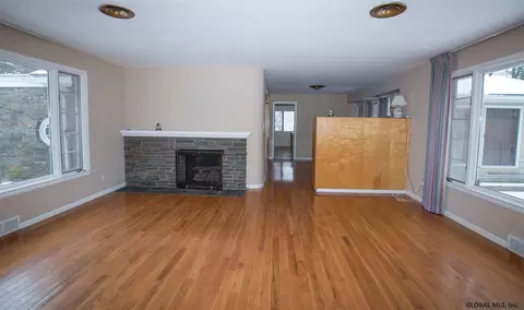 43 Douglas Rd, Delmar, NY 12054 photo 5