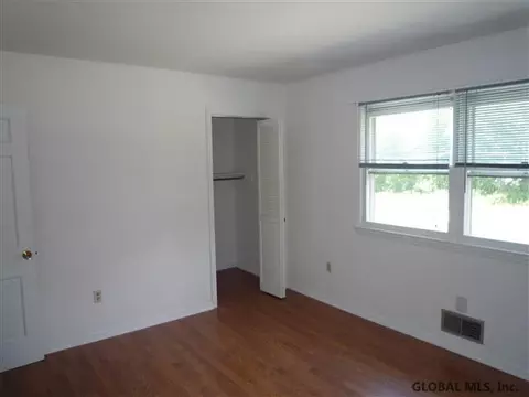 532 Weast Rd, Schenectady, NY 12306 photo 12