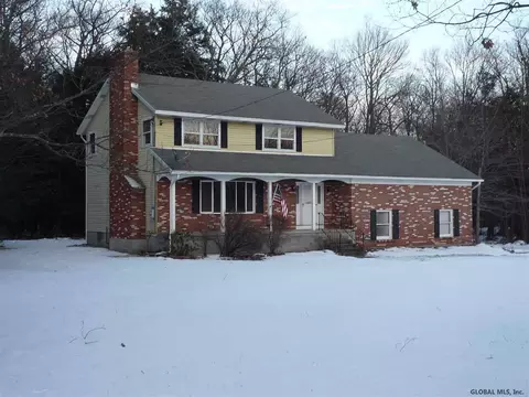 532 Weast Rd, Schenectady, NY 12306 photo 1