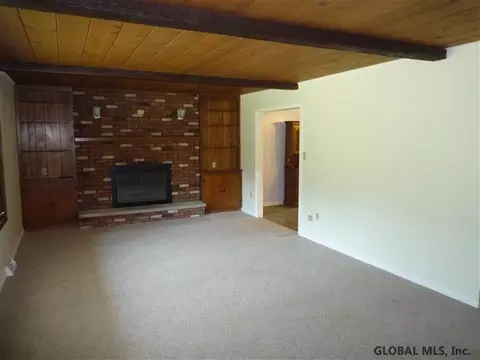 532 Weast Rd, Schenectady, NY 12306 photo 6