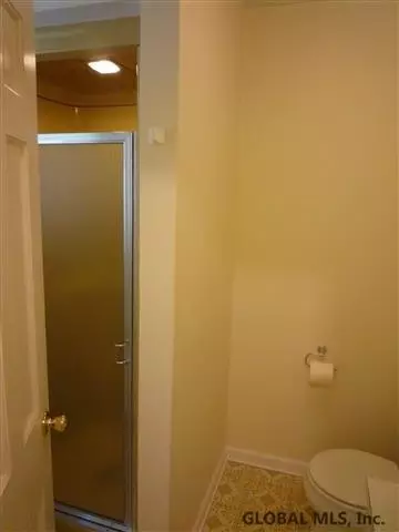 532 Weast Rd, Schenectady, NY 12306 photo 9