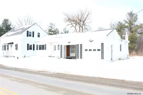 392 Corbin Hill Rd, Sprakers, NY 12166 photo 1