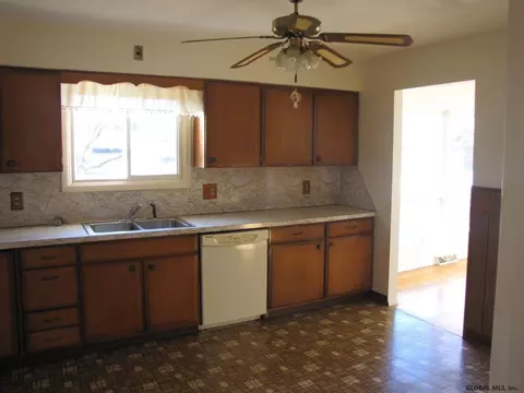 3104 Old State Rd, Schenectady, NY 12303 photo 13