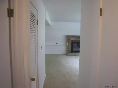 3104 Old State Rd, Schenectady, NY 12303 photo 18