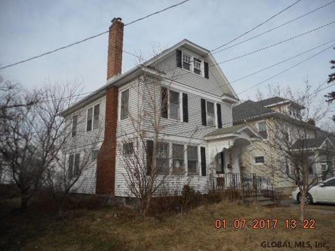 1117 Earl Ave, Schenectady, NY 12309 photo 4