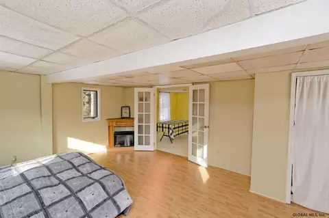 280 E High St, Malta, NY 12020 photo 5