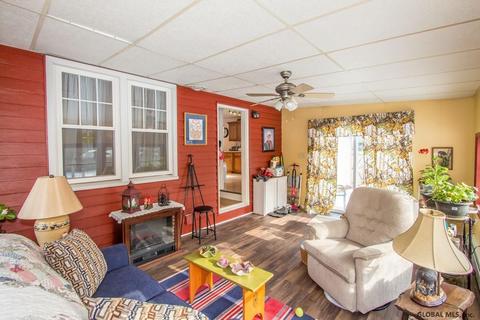 39 Continental Rd, Schenectady, NY 12306 photo 12