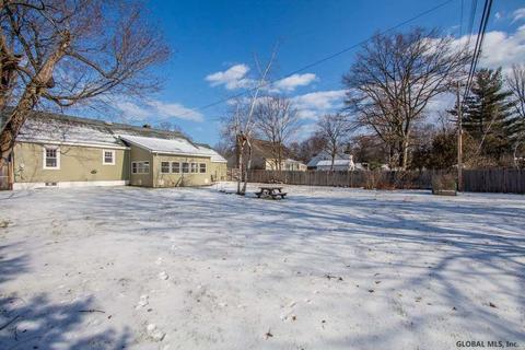 39 Continental Rd, Schenectady, NY 12306 photo 14