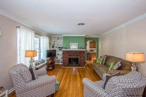 39 Continental Rd, Schenectady, NY 12306 photo 3