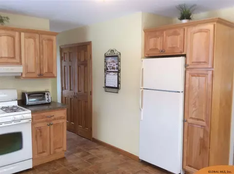 2144 Berne Altamont Rd, Altamont, NY 12009 photo 14