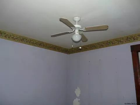 1074 Forest Rd, Schenectady, NY 12303 photo 6