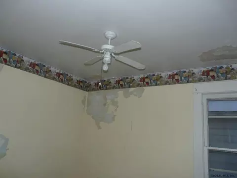 1074 Forest Rd, Schenectady, NY 12303 photo 14