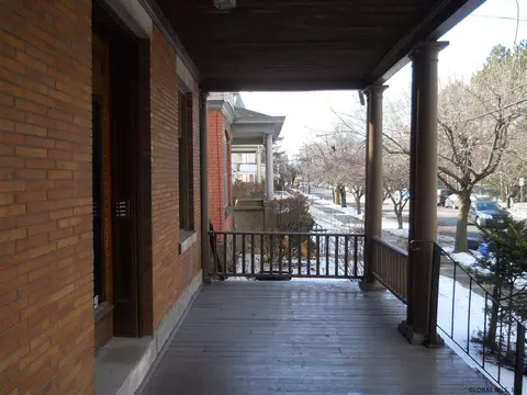 40 Union Ave, Schenectady, NY 12308 photo 2