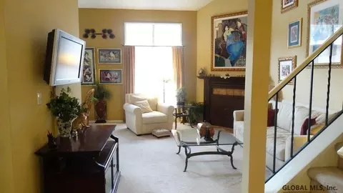 2 Generals Way, Halfmoon, NY 12065 photo 3