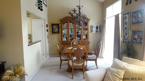 2 Generals Way, Halfmoon, NY 12065 photo 5