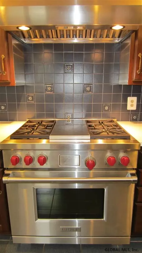 26 Oldox Rd, Delmar, NY 12054 photo 8