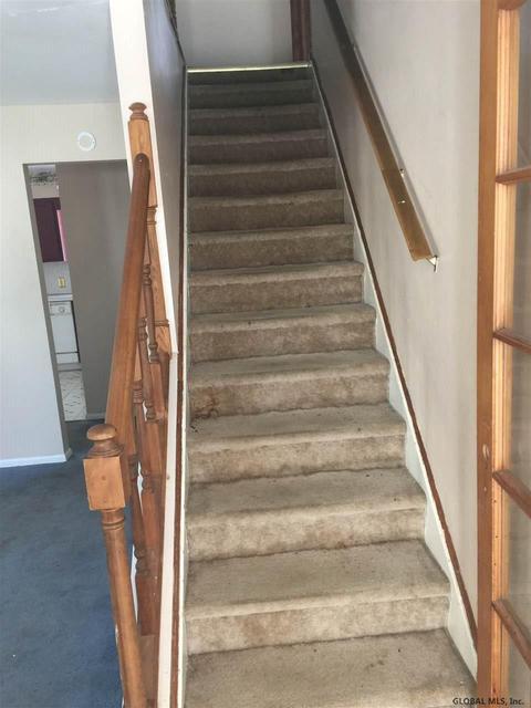 192 Clement Ave, Schenectady, NY 12304 photo 10