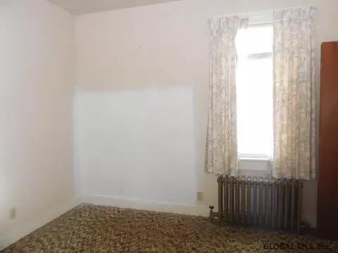 1314 Coplon Ave, Schenectady, NY 12309 photo 8