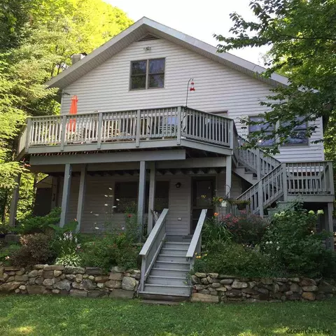 508 N Shore Rd, Gloversville, NY 12078 photo 1