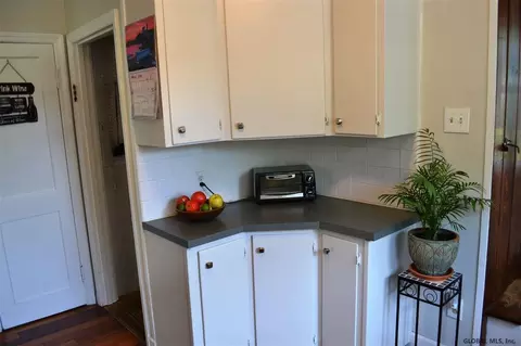 2711 Consaul Rd, Schenectady, NY 12304 photo 7