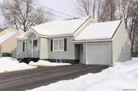 1021 Eugene Dr, Schenectady, NY 12303 photo 25
