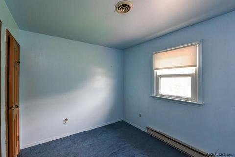 2 Cottonwood Ct, Ballston Lake, NY 12019 photo 10