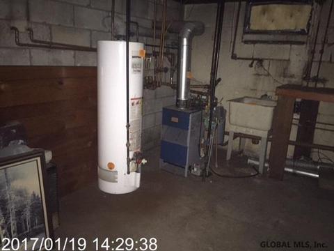 1836 Jerome Ave, Schenectady, NY 12306 photo 9