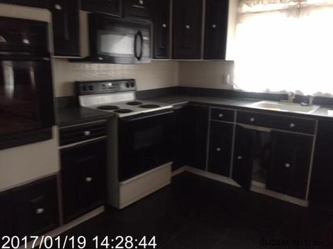 1836 Jerome Ave, Schenectady, NY 12306 photo 4