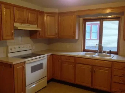 6 Second St, Cambridge, NY 12816 photo 3