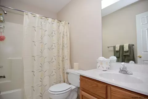 36 Damascus Dr, Gansevoort, NY 12831 photo 19