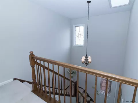 19 York Rd, Glenmont, NY 12077 photo 14