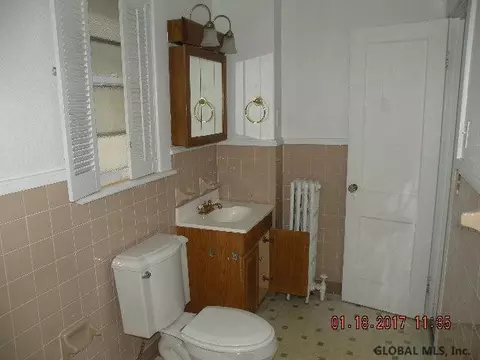 937 Harrison Ave, Schenectady, NY 12306 photo 6