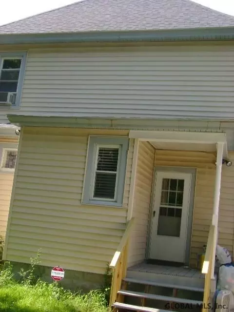 42 Spruce St, Schenectady, NY 12304 photo 16