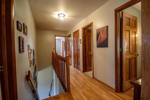 48 Chestnut Ln, Schenectady, NY 12309 photo 13