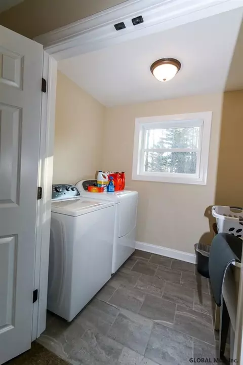 47 Maple St, Broadalbin, NY 12025 photo 14