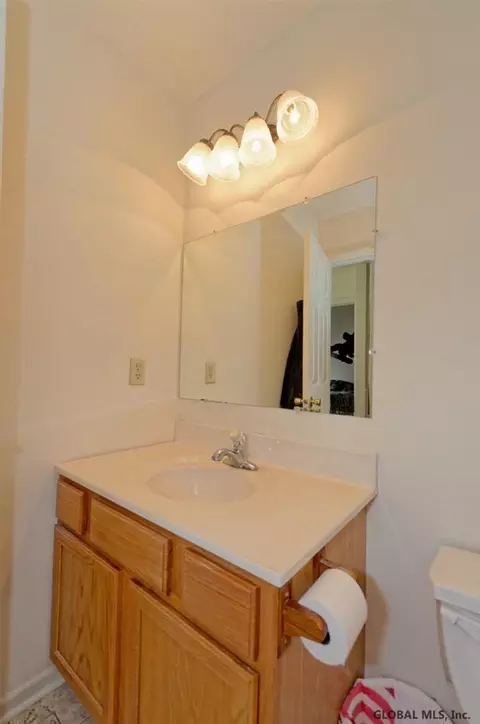 787 Coplon Rd, Schenectady, NY 12306 photo 17