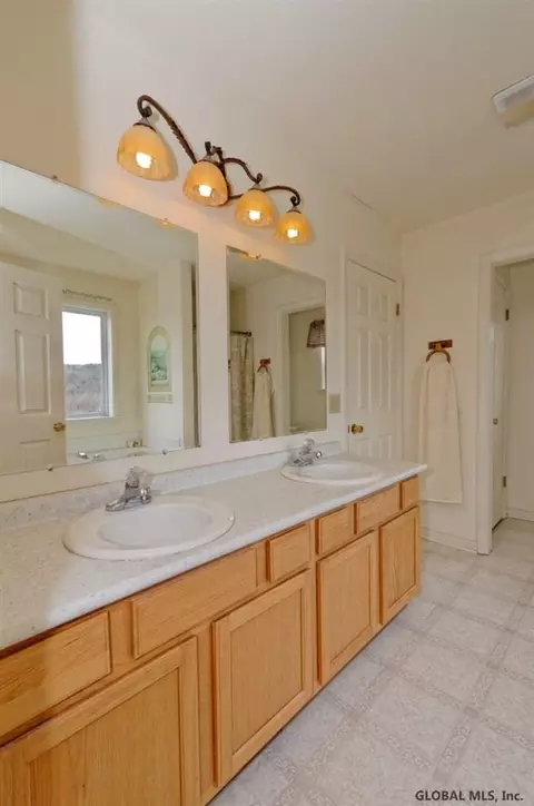 787 Coplon Rd, Schenectady, NY 12306 photo 20