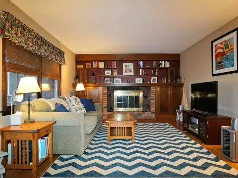 5 Coventry Rd, Glenmont, NY 12077 photo 10