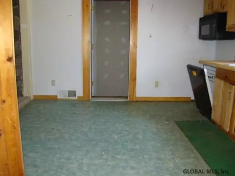 33 Gabriel Rd, Corinth, NY 12822 photo 10